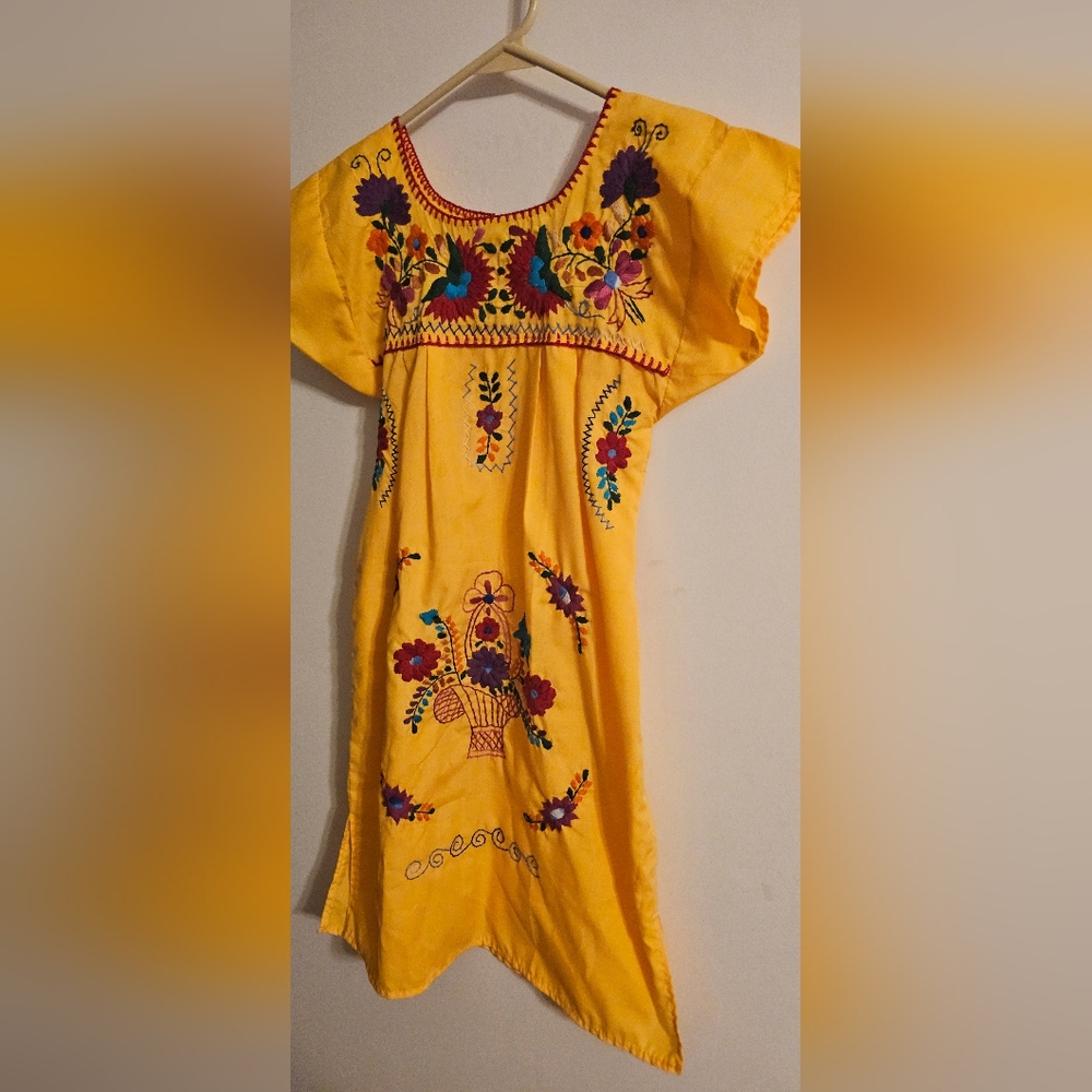 Girls Mexican dress